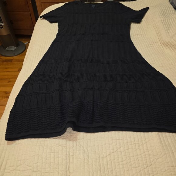 GAP Sweater Dress - Picture 4 of 16